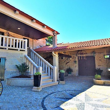 Galihost - A Casa Das Barreiras Meis Exteriér fotografie