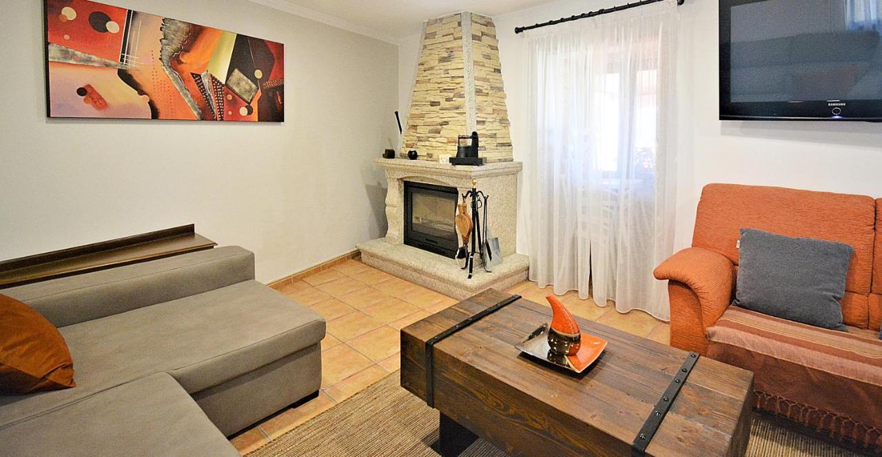 Galihost - A Casa Das Barreiras Meis Exteriér fotografie